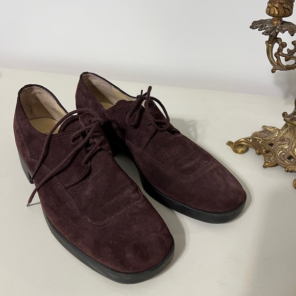 TALBOTS SUEDE MADE IN BRAZIL OXFORD SHOES SIZE WOMEN’S 9 - Picture 2 of 5